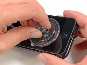 iPhone riparazione assistenza aggiuste vetro rotto e schermo